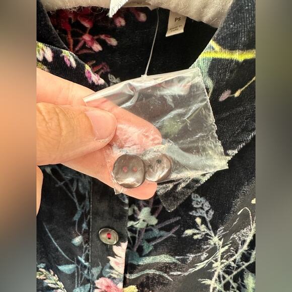SOFT SURROUNDINGS | Velvet Floral Button Down Shirt New | Petite Small - Picture 6 of 7